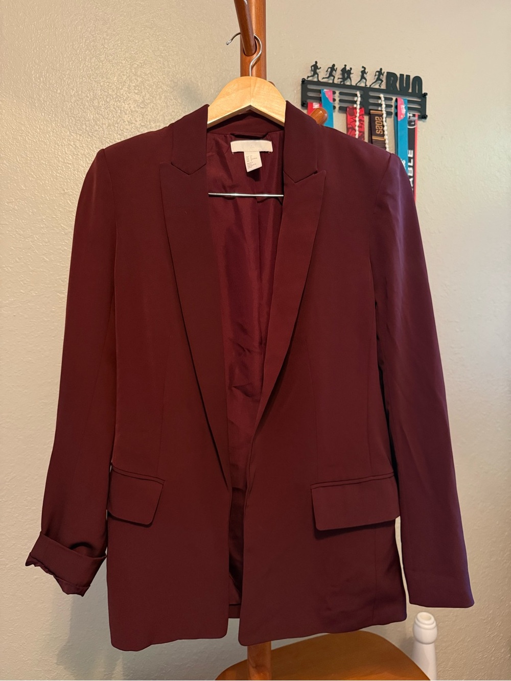 H&M Burgundy Open-Front Blazer